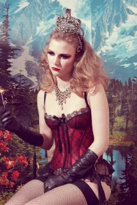 Kourtney Roy, The Ideal Woman