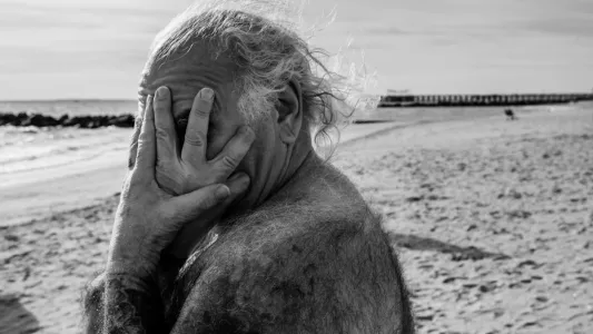 Sigrid Debusschere‘s photograph of “Polar Bear Tony” will be exhibited in Chelyabinsk, Russia.